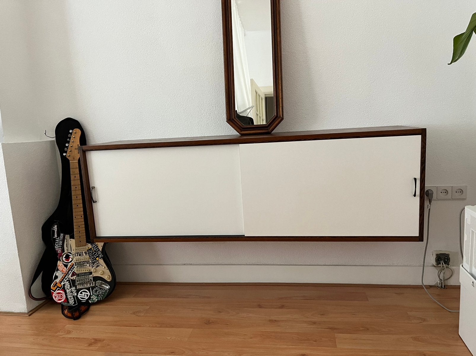 Vintage wengé wandkastje, Ophalen, 25 tot 50 cm, Minder dan 150 cm, Minder dan 100 cm
