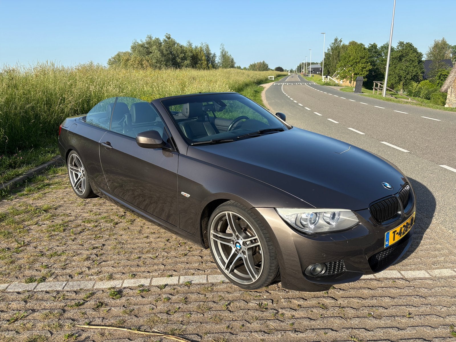 BMW E93 3.0I 325i Cabrio AUT 2011, Auto's, BMW, Particulier, 3-Serie, Benzine, Cabriolet, Automaat, Geïmporteerd, Bruin, Achterwielaandrijving