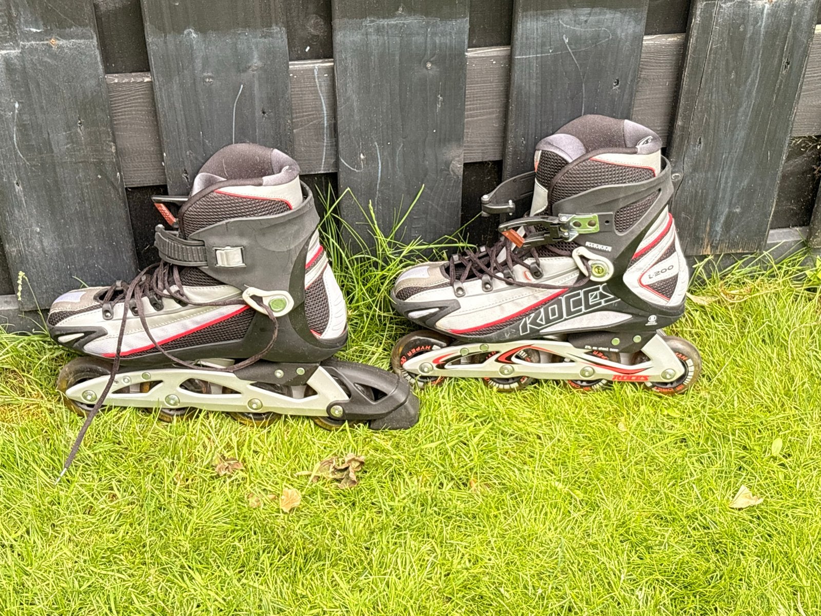 Roces i200 Inline Skates - Maat 43 en maat 44, Sport en Fitness, Skeelers, Ophalen of Verzenden, Zo goed als nieuw, Inline skates 4 wielen
