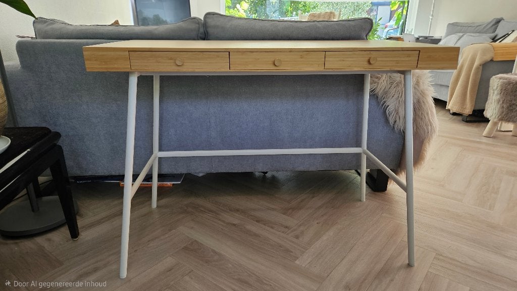 Foto 2 van Bureau hout ikea 102 x 49