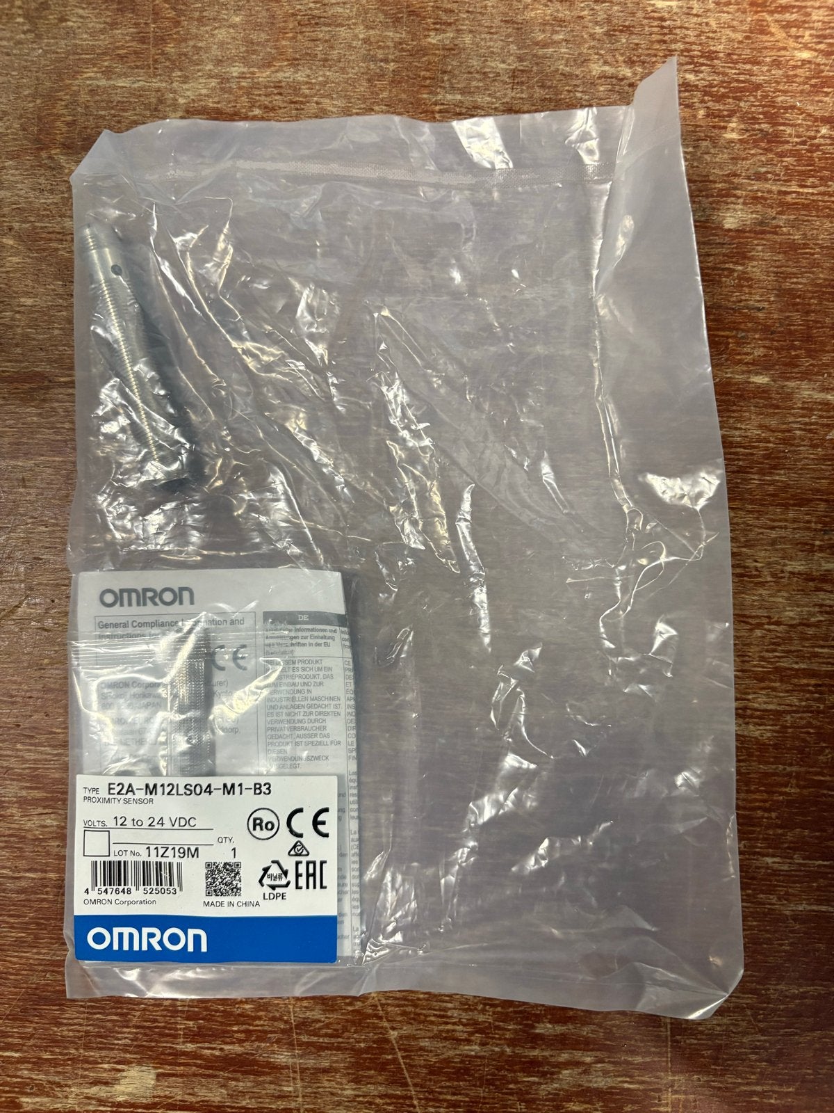 Omron E2A-M12LS04-M1-B3 Naderingssensor 12-24VDC, Ophalen of Verzenden