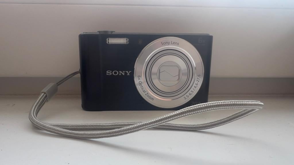 Sony Cybershot DSC-W810, Audio, Tv en Foto, Fotocamera's Digitaal, 20 Megapixel, Compact, Ophalen of Verzenden, Zo goed als nieuw