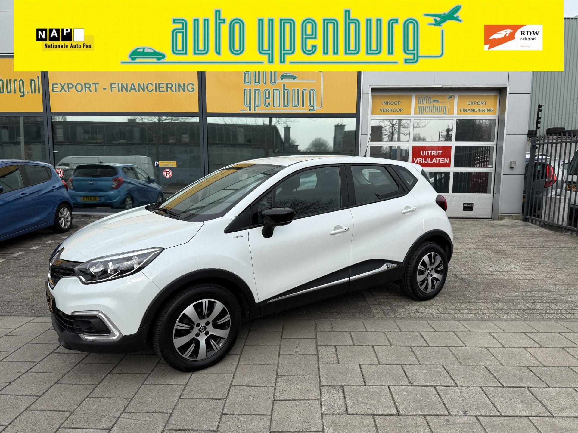 Renault Captur 0.9 TCe Zen * 105.359 Km * Navi * Airco * Cru, Voorwielaandrijving, 898 cc, Stof, Gebruikt