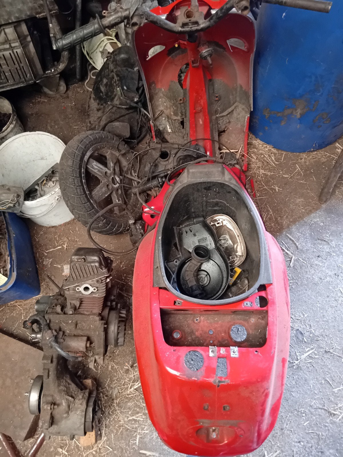 Scooteronderdelen, Motoren, Ophalen