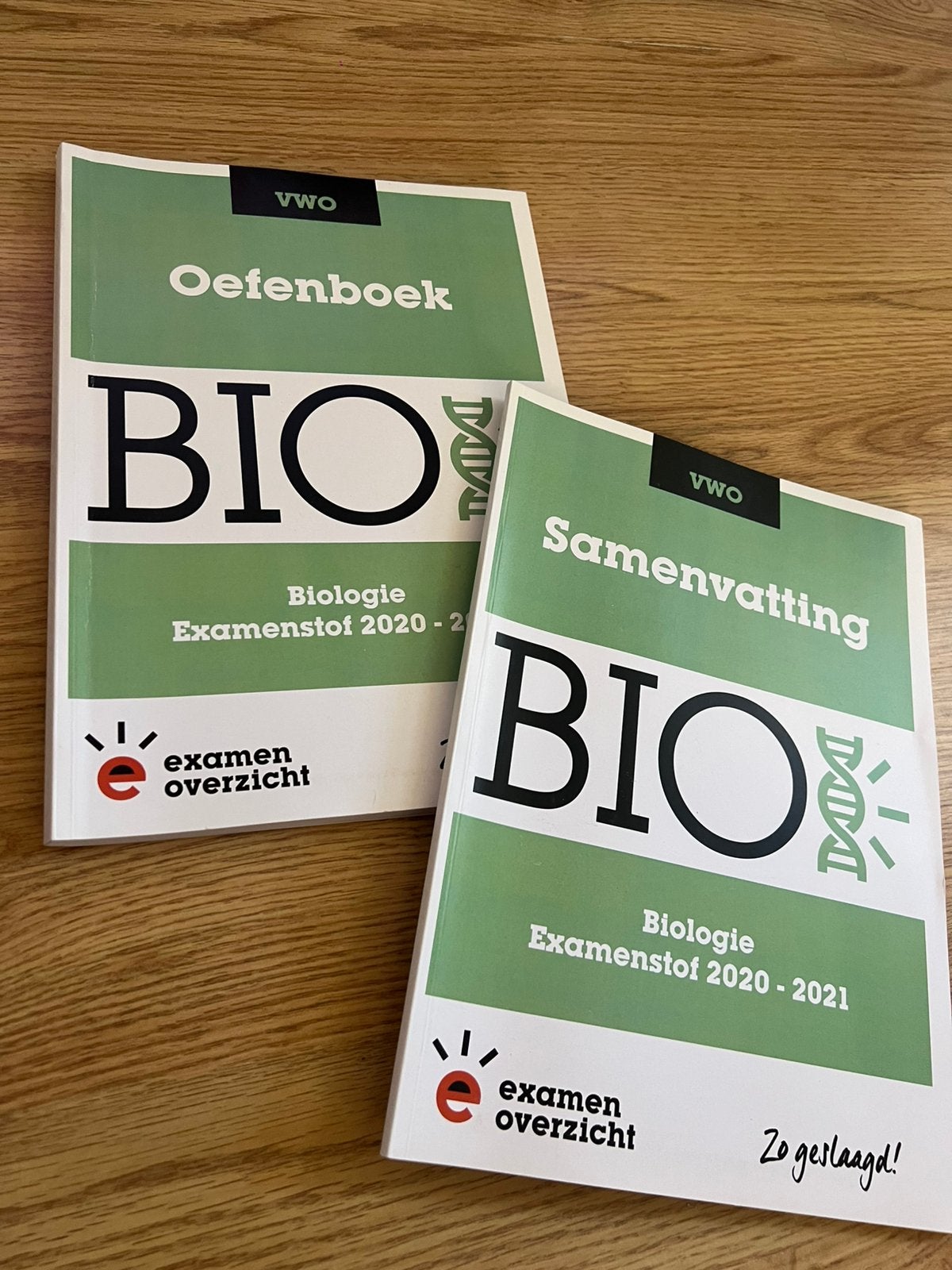 Set VWO Biologie - Samenvatting & Oefenboek ExamenOverzicht, Ophalen, Zo goed als nieuw, VWO, Biologie