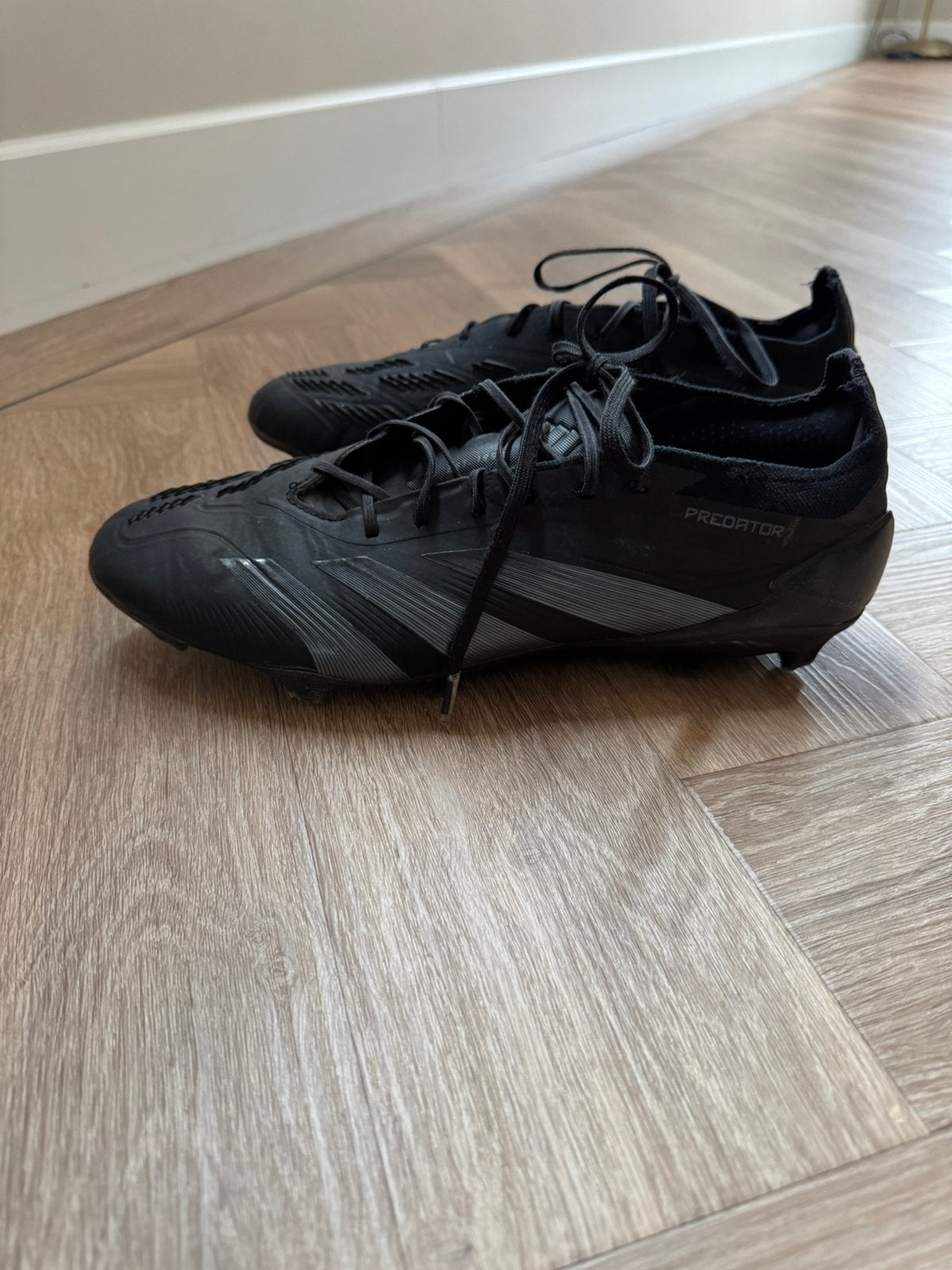 Zwarte Adidas Predator Pro voetbalschoenen maat 43, Gebruikt, Schoenen, Maat M, Ophalen of Verzenden