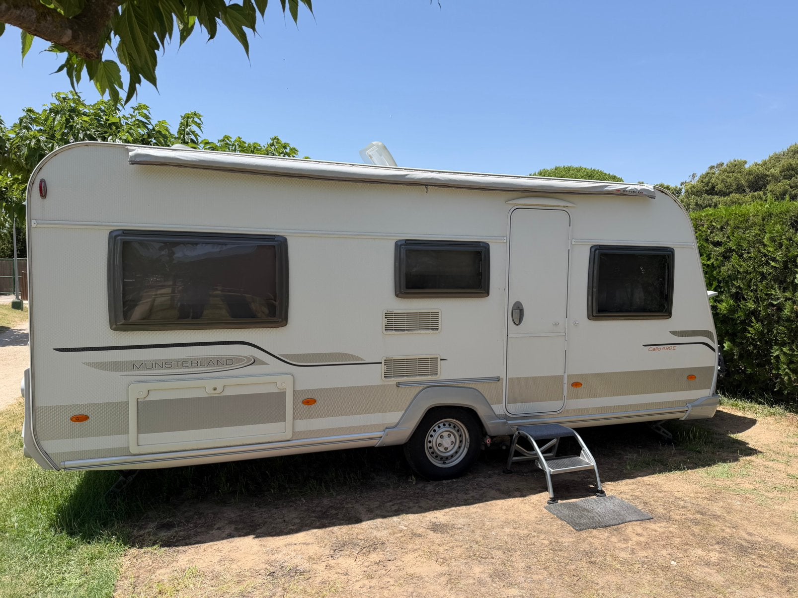 LMC Munsterland caravan, Caravans en Kamperen, Caravans, Particulier, tot en met 4, Rondzit, Luifel, Ophalen