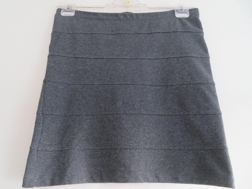 Hema stretch ROK Maat M grijs slechts 1X Gedragen Lengte 45, Kleding | Dames, Rokken, Maat 38/40 (M), Ophalen of Verzenden, Zo goed als nieuw