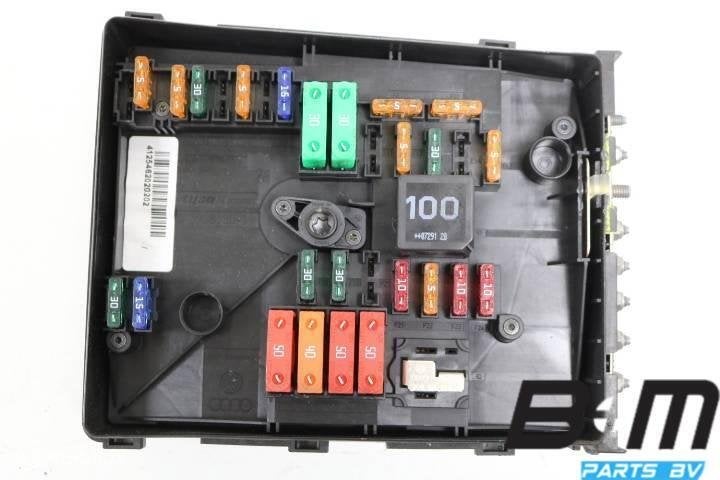 Zekeringkast motorruimte VW Golf 5 1K0937125A, Gebruikt