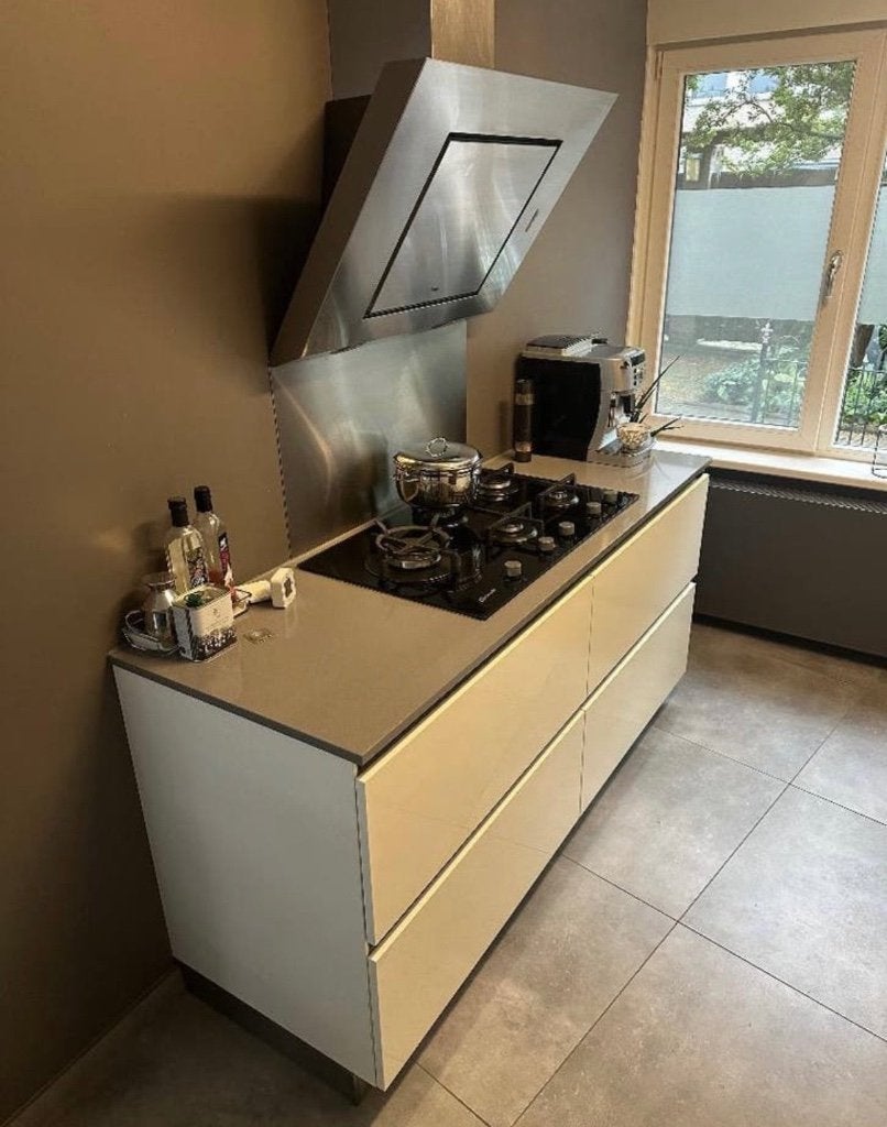 ✨DUBBELWANDIGE HOOGGLANS LUXE KEUKEN ✨, Huis en Inrichting, Keuken | Complete keukens, Ophalen, Wit, Dubbelwandige keuken, Zo goed als nieuw