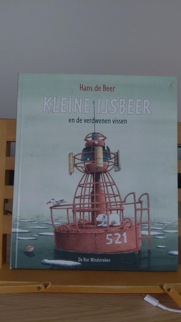 Kleine IJsbeer - En de verdwenen vissen - Hans de Beer, Ophalen of Verzenden, Gelezen, Sprookjes