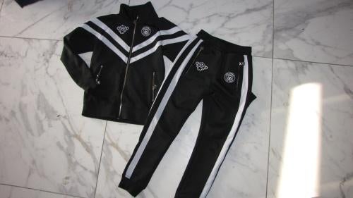 128 BLACK BANANAS set trainingspak, Kinderen en Baby's, Kinderkleding | Maat 128, Ophalen of Verzenden, Zo goed als nieuw, Meisje