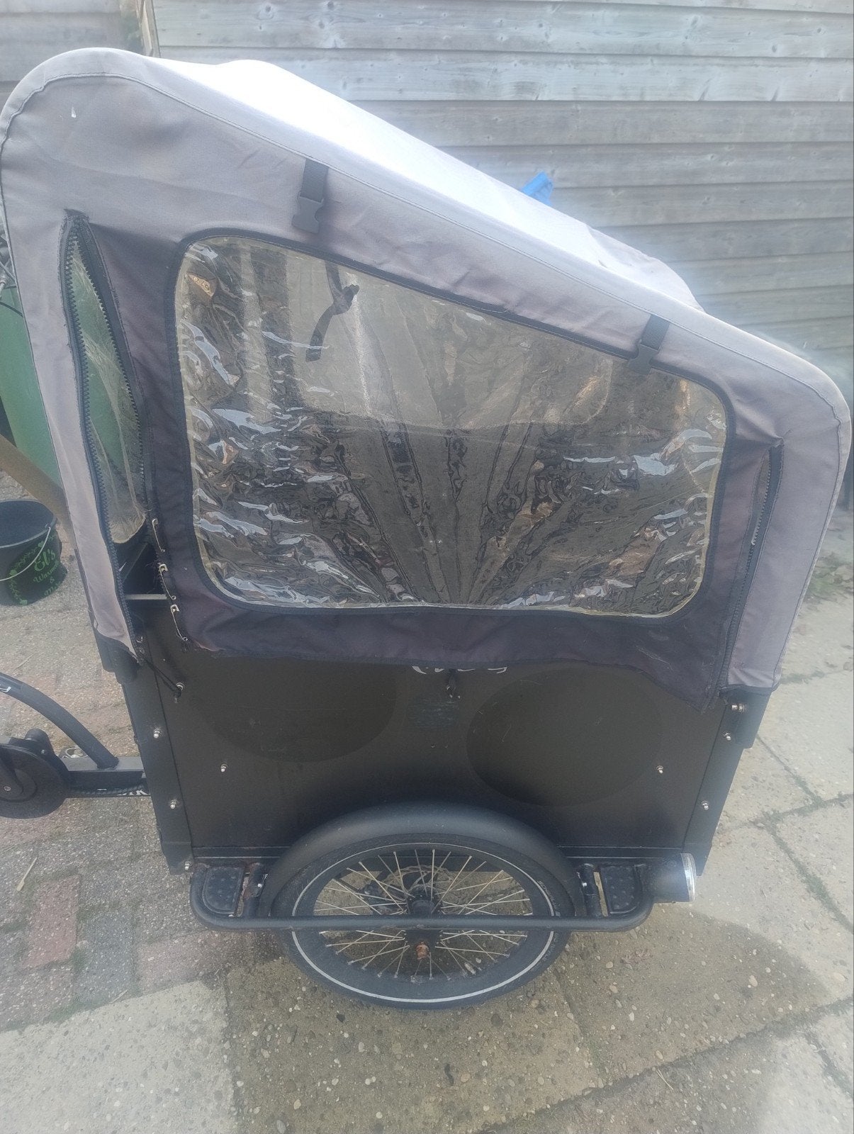 Electrische Troy Vouge bakfiets, Ophalen, 4 kinderen of meer, Gebruikt, Huif