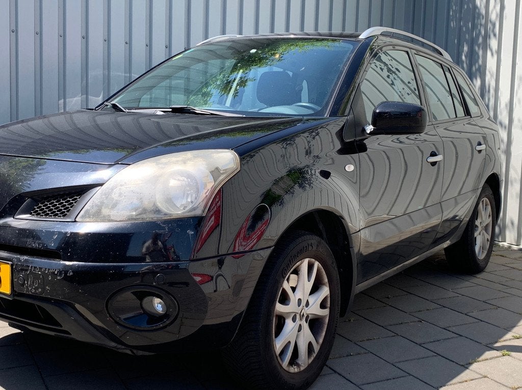 Renault Koleos 2.5 Dynamique Pack|Lichte Schade|Navigatie|Cl, Auto's, Renault, Voorwielaandrijving, Gebruikt, Zwart, 4 cilinders