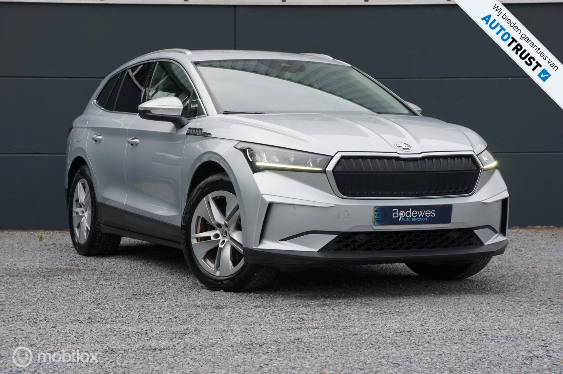 Skoda Enyaq iV 80 Navi Apple/Android Stoel/Stuurverw SOH 92%, Auto's, Gebruikt, 80 kWh, Origineel Nederlands, 204 pk