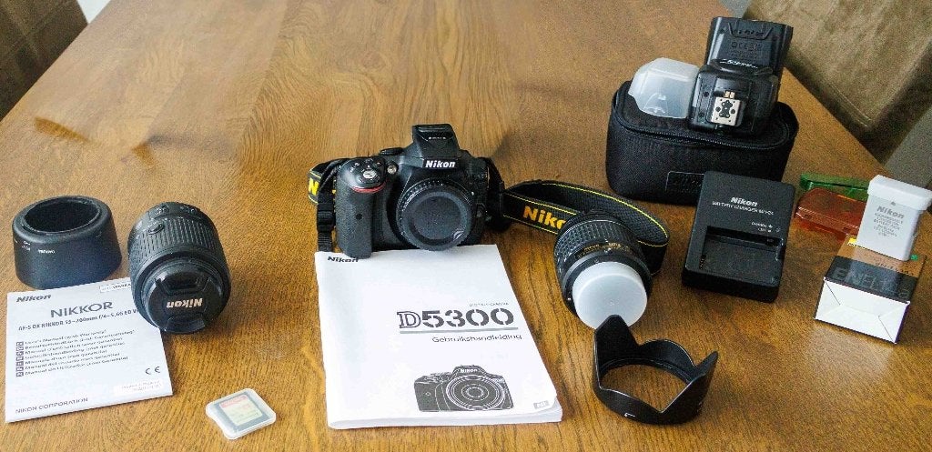 SLR Spiegelreflex camera Nikon D5300 met toebehoren, Audio, Tv en Foto, Fotocamera's Digitaal, Gebruikt, Spiegelreflex, Nikon