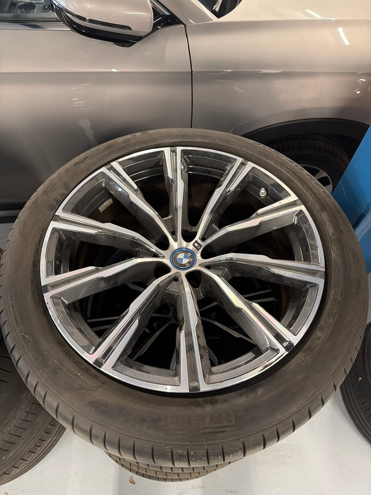 BMW 20 inch zomerwielen met Pirelli banden, Auto-onderdelen, Gebruikt, Banden en Velgen, Zomerbanden, Ophalen