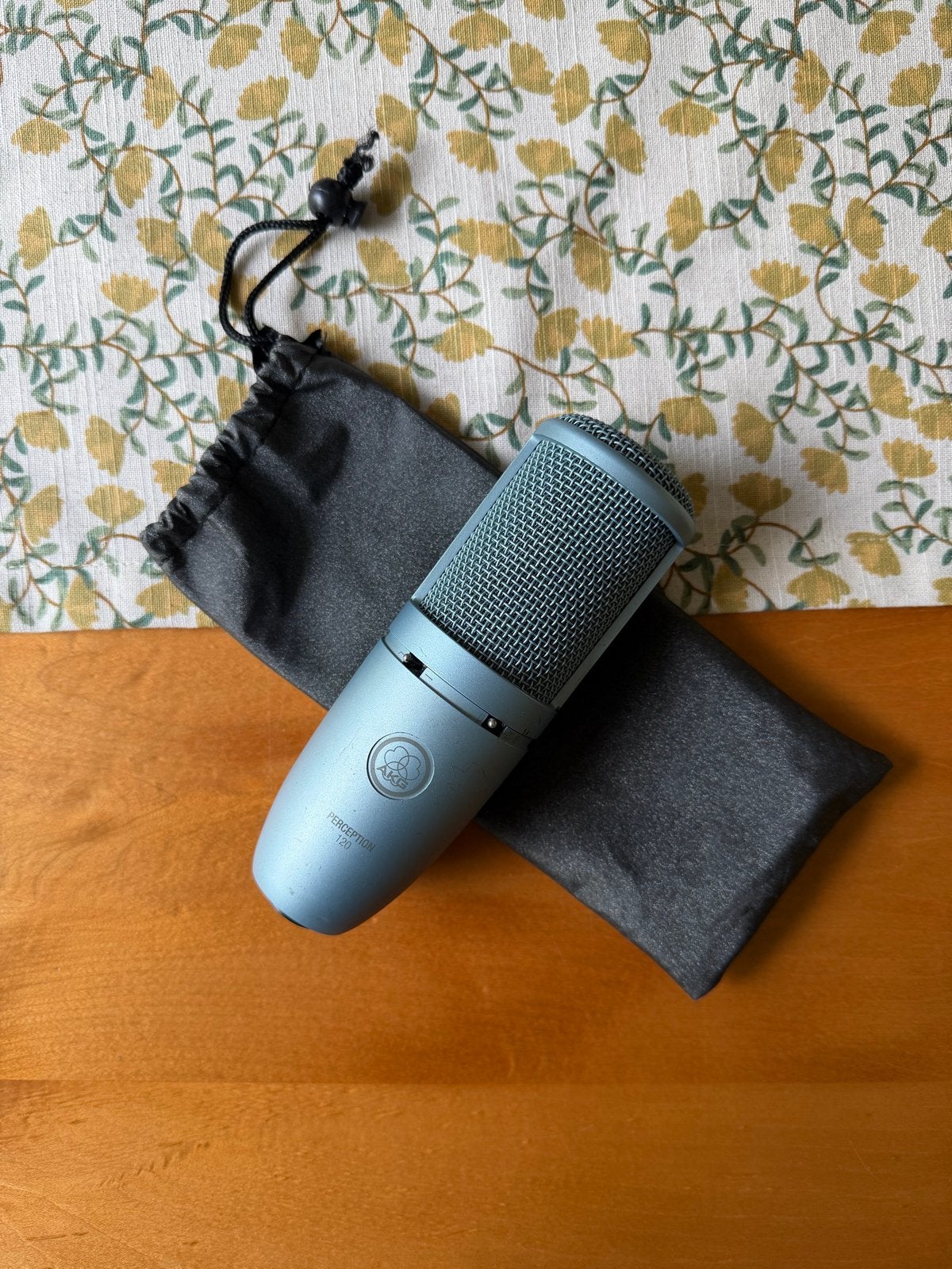 AKG Perception 120 studiocondensatormicrofoon, Muziek en Instrumenten, Ophalen of Verzenden, Gebruikt, Studiomicrofoon