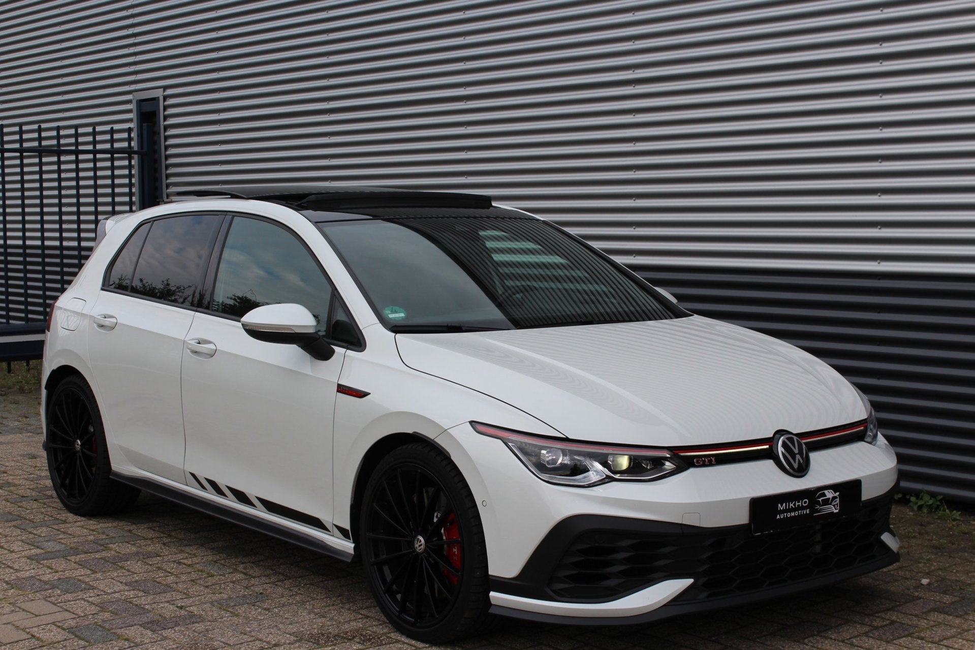 Foto 6 van Volkswagen GOLF 2.0 TSI GTI | Clubsport | Panoramadak |Akrap