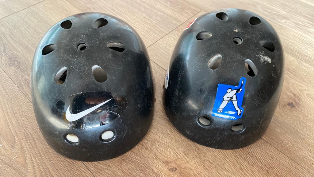 Zwarte skatehelmen (2 stuks) - Nike & Bauer, Ophalen of Verzenden, Gebruikt, Overige maten, Jongen of Meisje