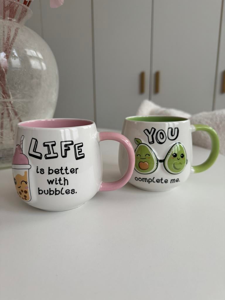 2 mokken samen €2 euro, Huis en Inrichting, Keuken | Servies, Ophalen, Zo goed als nieuw, Overige stijlen, Kop(pen) en/of Schotel(s)
