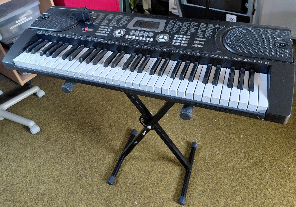 Keyboard AENGUS, Ophalen, Gebruikt, 61 toetsen, Overige merken