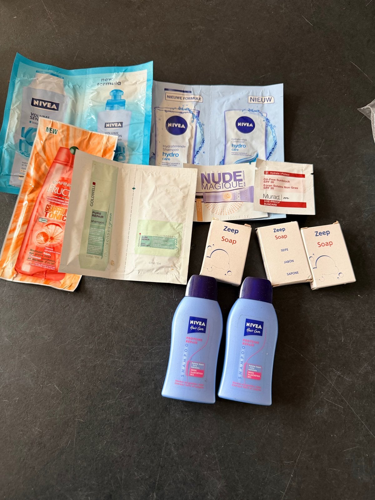 Diverse bad- en doucheproducten, zeepjes en badzout, Ophalen of Verzenden, Nieuw, Bad & Douche