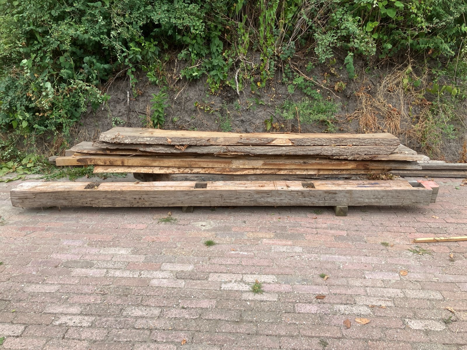 Restpartij Eiken en Grenen balken en planken, Doe-het-zelf en Verbouw, Hout en Planken, Ophalen, Gebruikt, Eiken, Overige typen