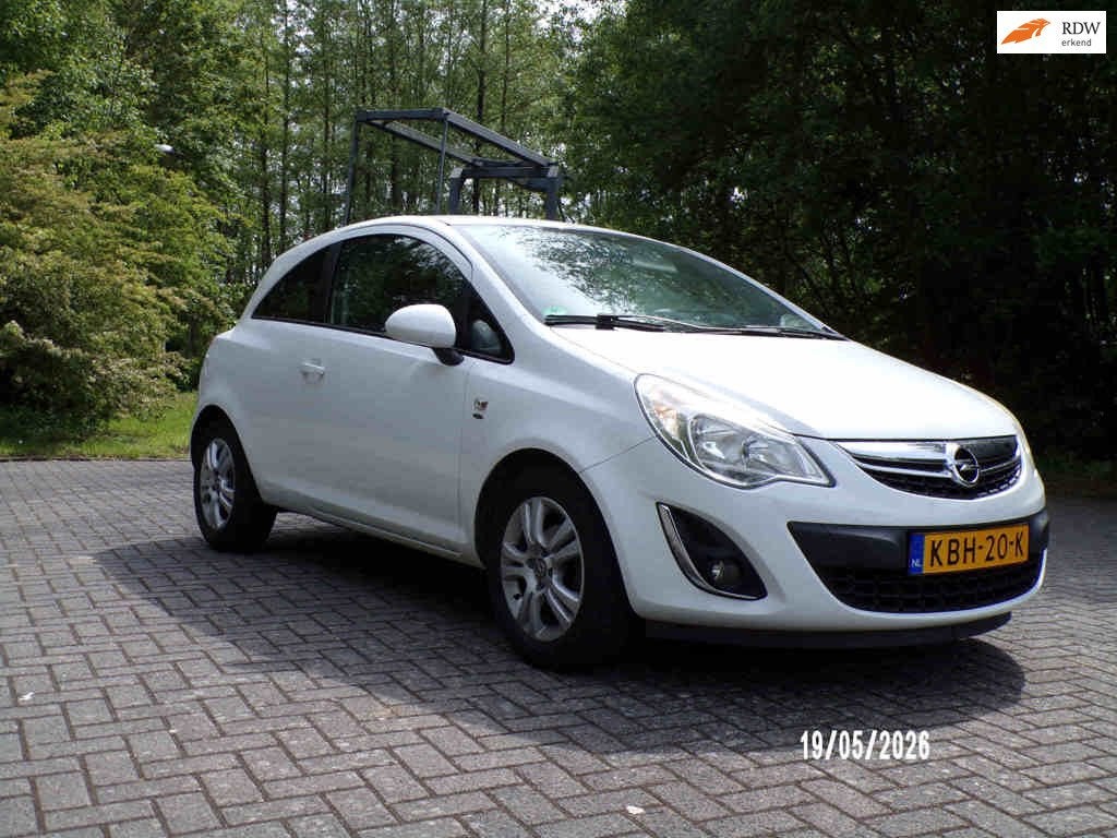 Opel CORSA 1.2-16V Selection, Voorwielaandrijving, Euro 5, Gebruikt, Zwart