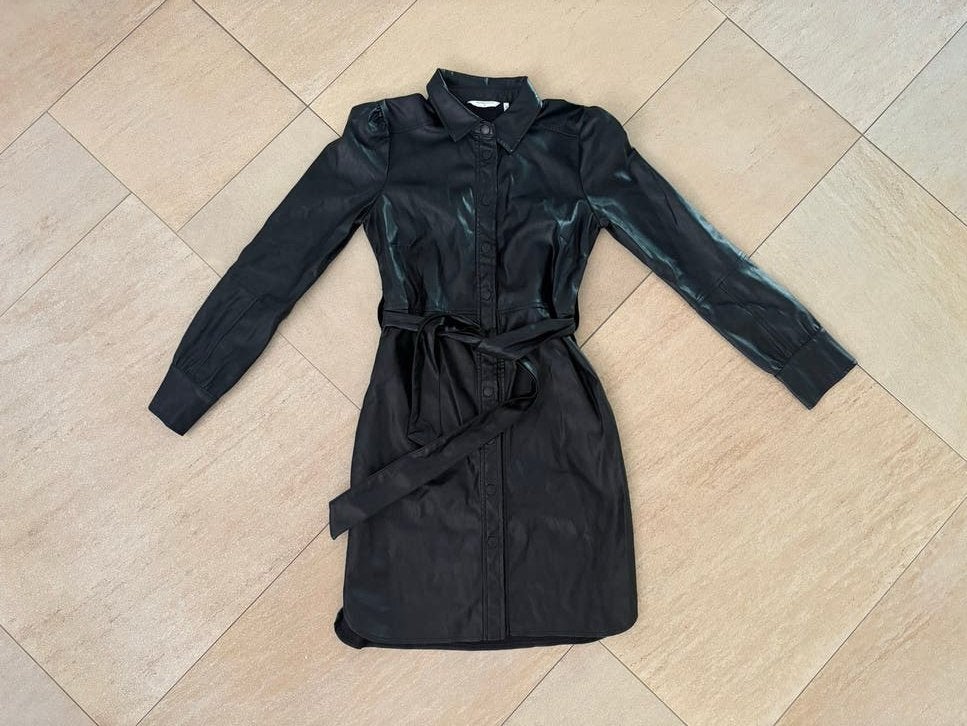 Leder look jurk Melting Stockholm Maat XS ZGAN, Zwart, Ophalen of Verzenden, Zo goed als nieuw, Knielengte