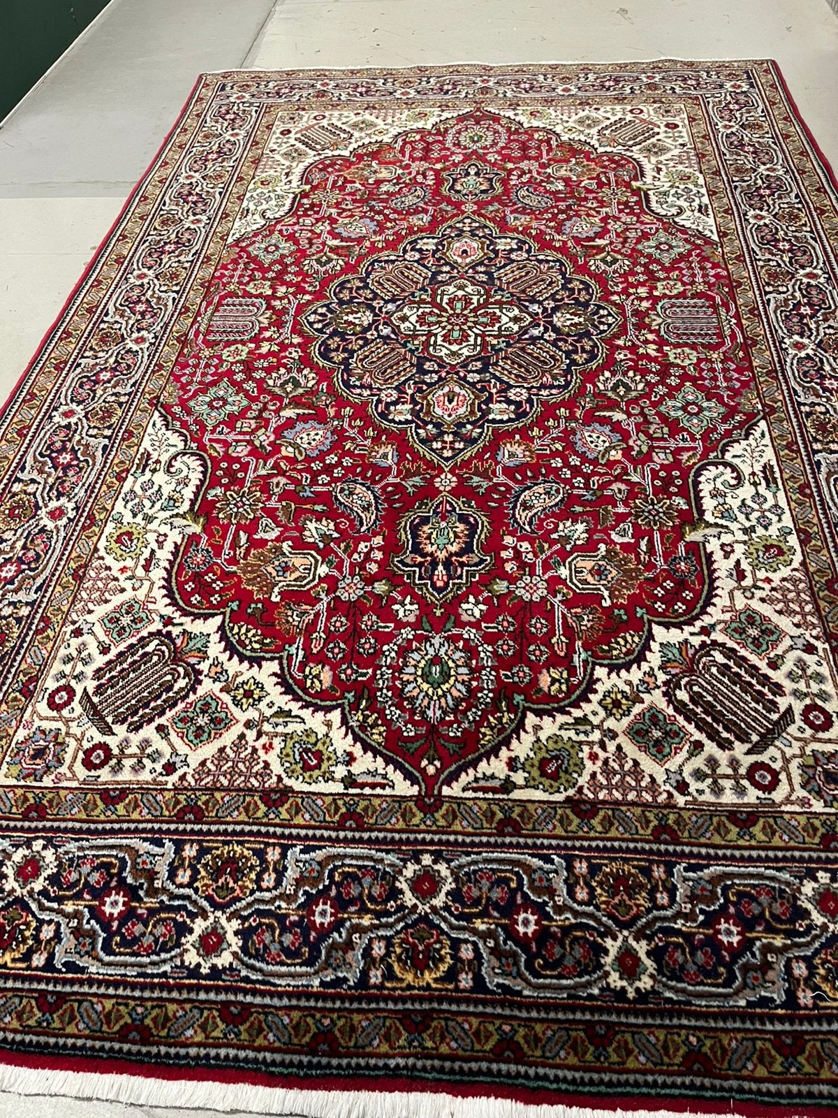Perzische tapijt handgemaakiran 318x203,, Huis en Inrichting, Stoffering | Tapijten en Kleden, Ophalen, Bruin, 150 tot 200 cm