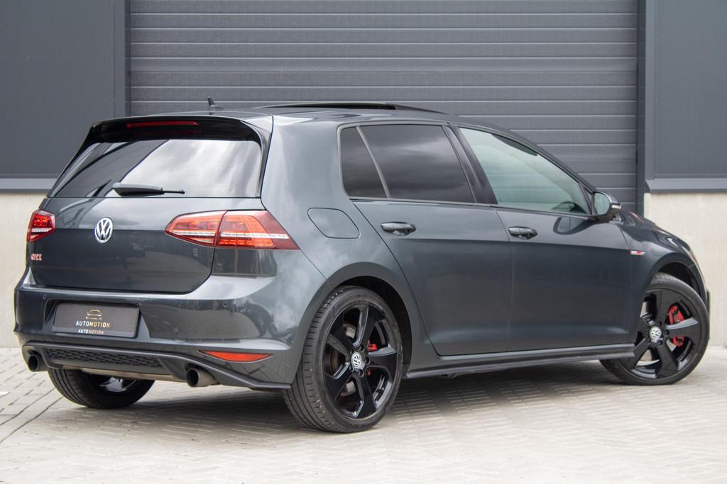 Volkswagen Golf 2.0 TSI GTI Performance PANO CAMERA LEDER AC, Gebruikt, 4 cilinders, Leder, Bedrijf