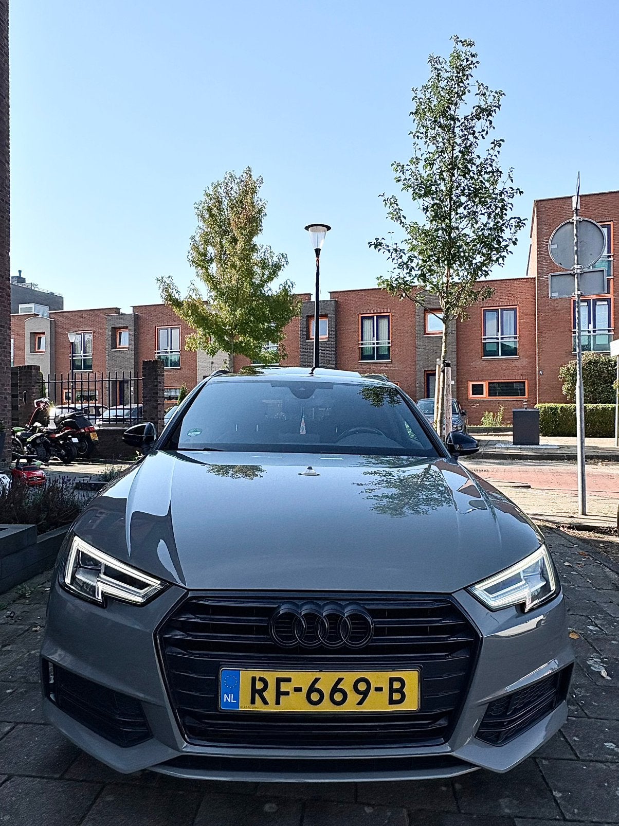 Audi A4 2.0 Tfsi Ultra Mhev 245pk S Tronic 2018 Nardo Grey, Zwart, 190 pk, 1984 cc, Origineel Nederlands
