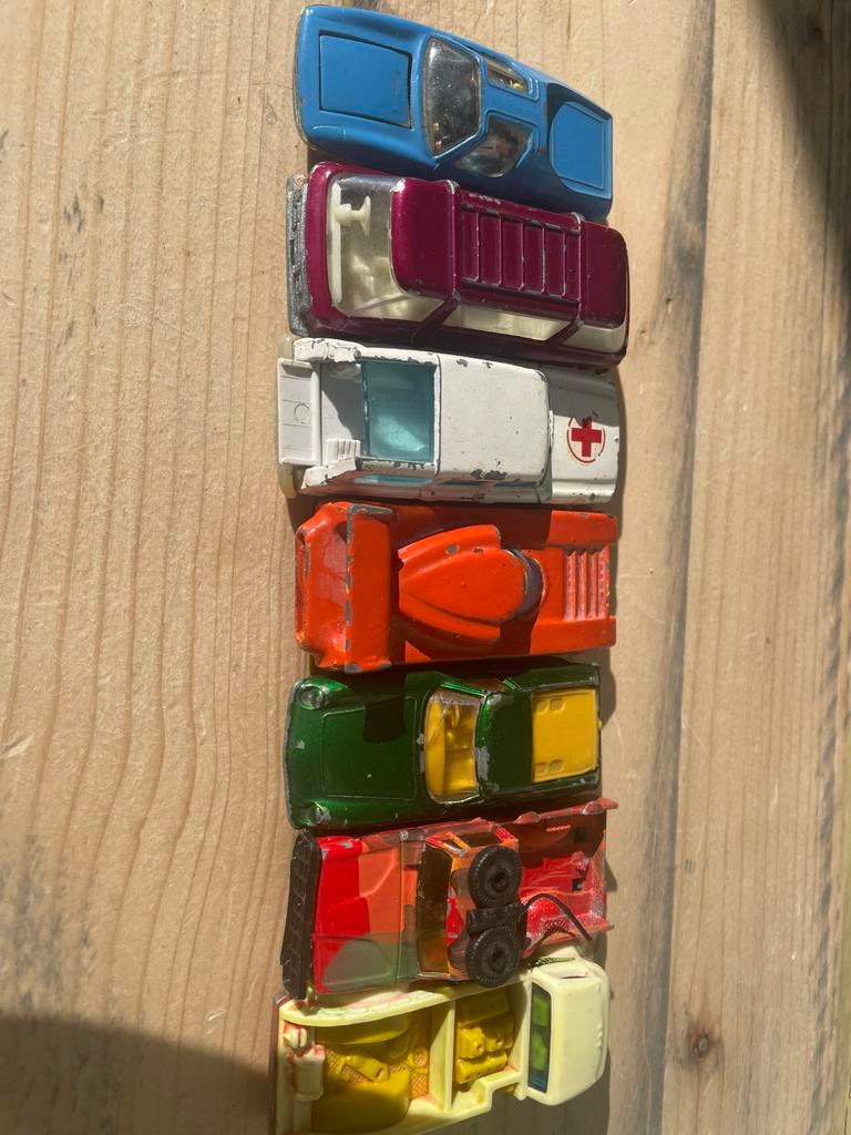 7x antieke auto’s van de jaren 70, Ophalen