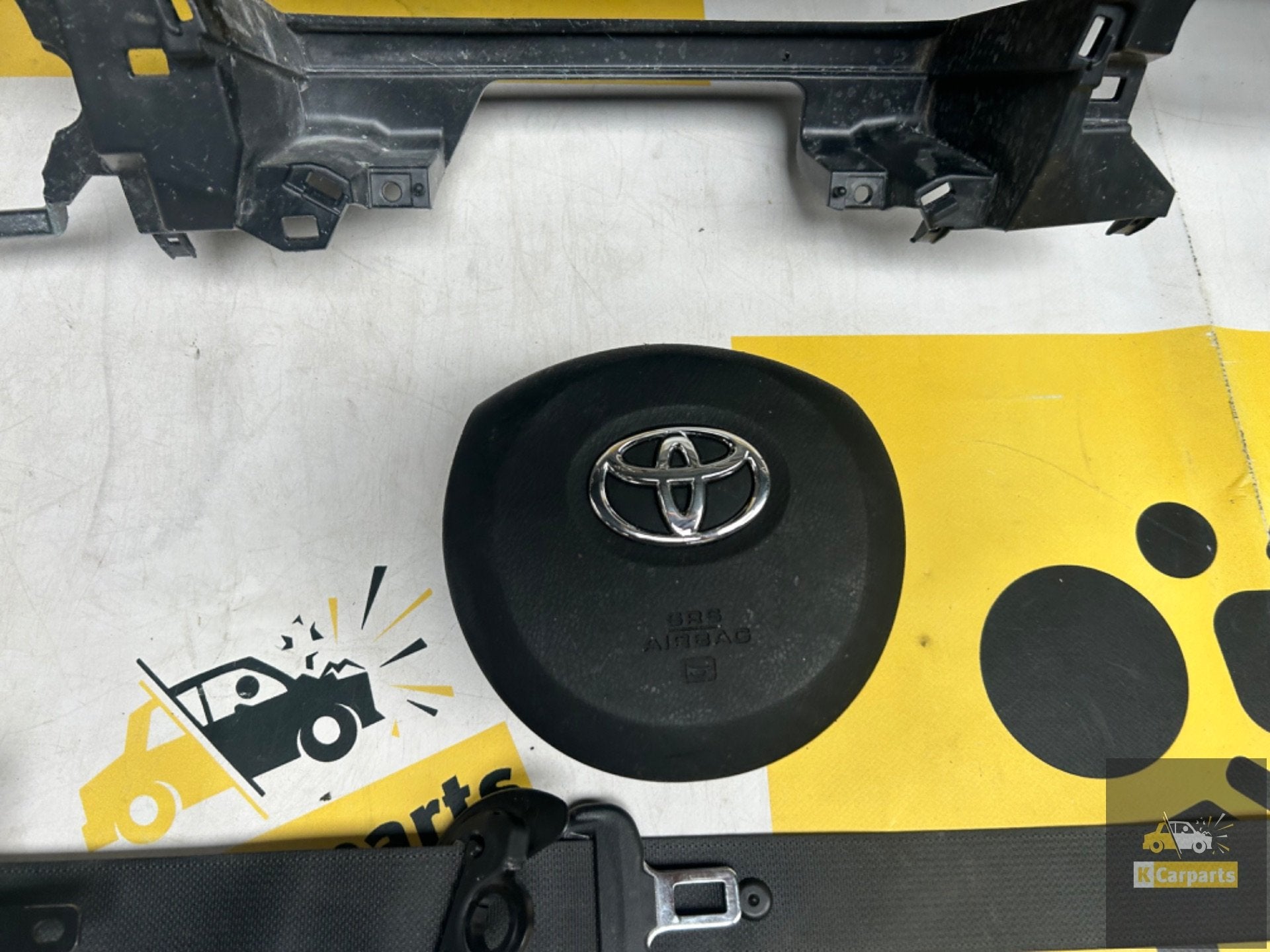 Toyota Yaris III 3 Compleet Airbagset + dashboard set, Info@fabrikant.eu, Fabrikantstraat 1
1000 AA  Amsterdam, NL, Ophalen of Verzenden
