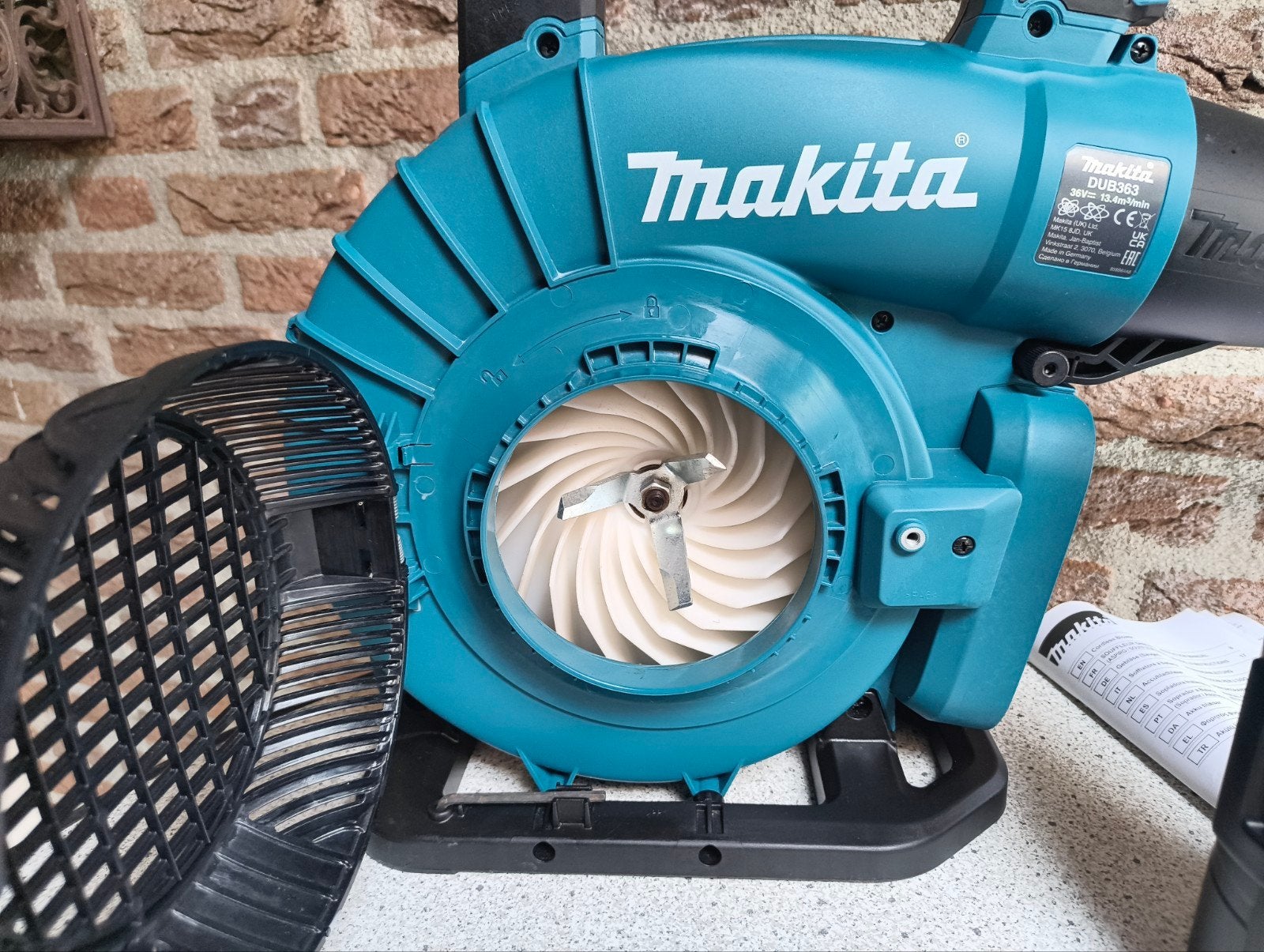 Makita DUB363 Bladblazer (zgan) - Excl. accu/lader, Met opvangzak, Ophalen of Verzenden, Zo goed als nieuw, Makita
