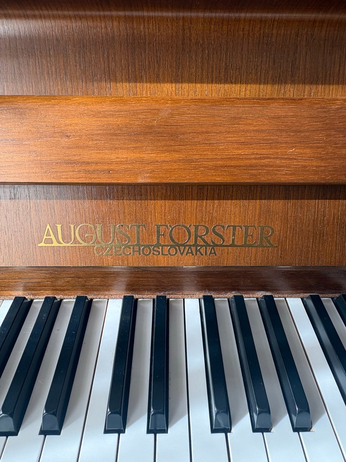 August Forster Piano - Tsjechoslowaakse Kwaliteit, Muziek en Instrumenten, Piano's, Ophalen, Gebruikt, Bruin, Piano