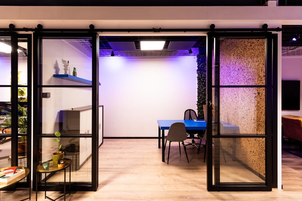 huur kantoor ruimte, Zakelijke goederen, Bedrijfs Onroerend goed, 10 m², Huur, Kantoorruimte