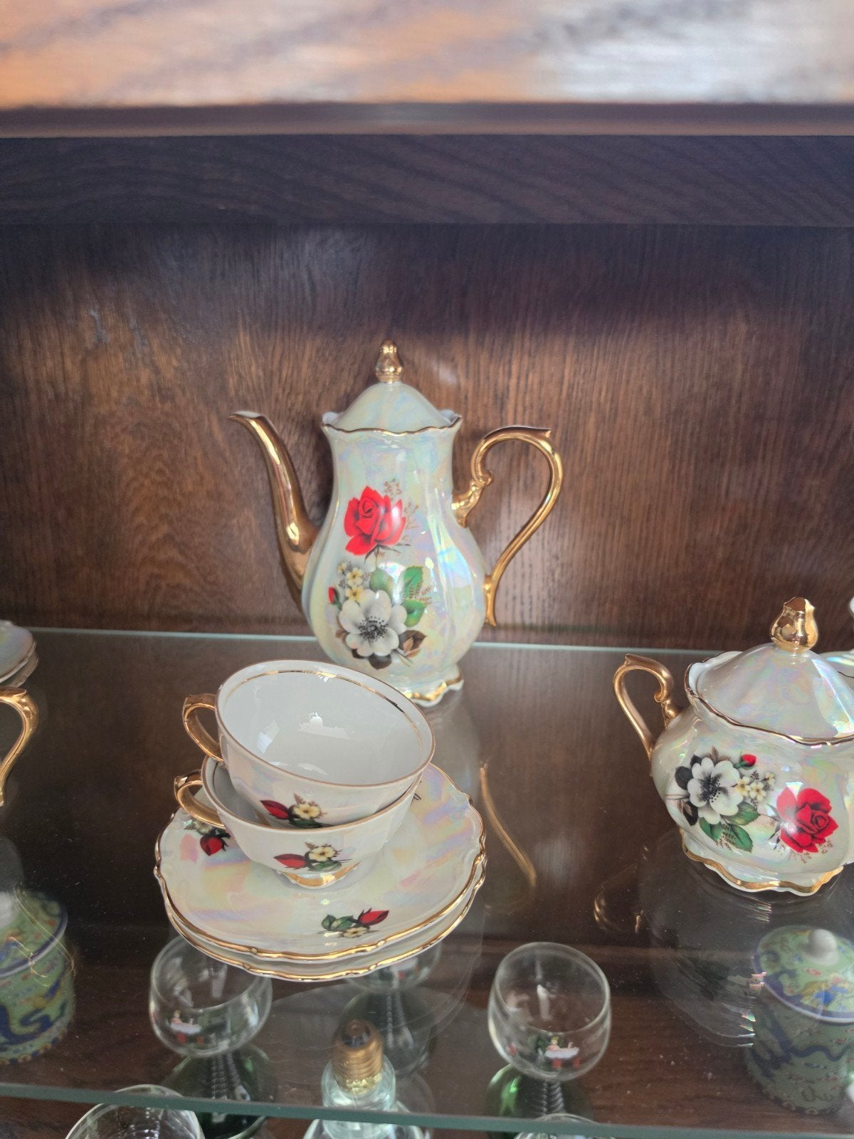 Vintage porseleinen theeservies met bloemmotief, Ophalen