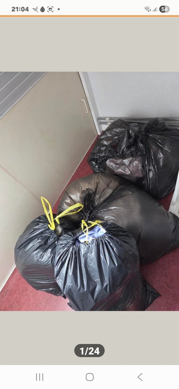 Zakken vol met kleding maat 36/38 voor de jongere vrouw, Ophalen, Zo goed als nieuw