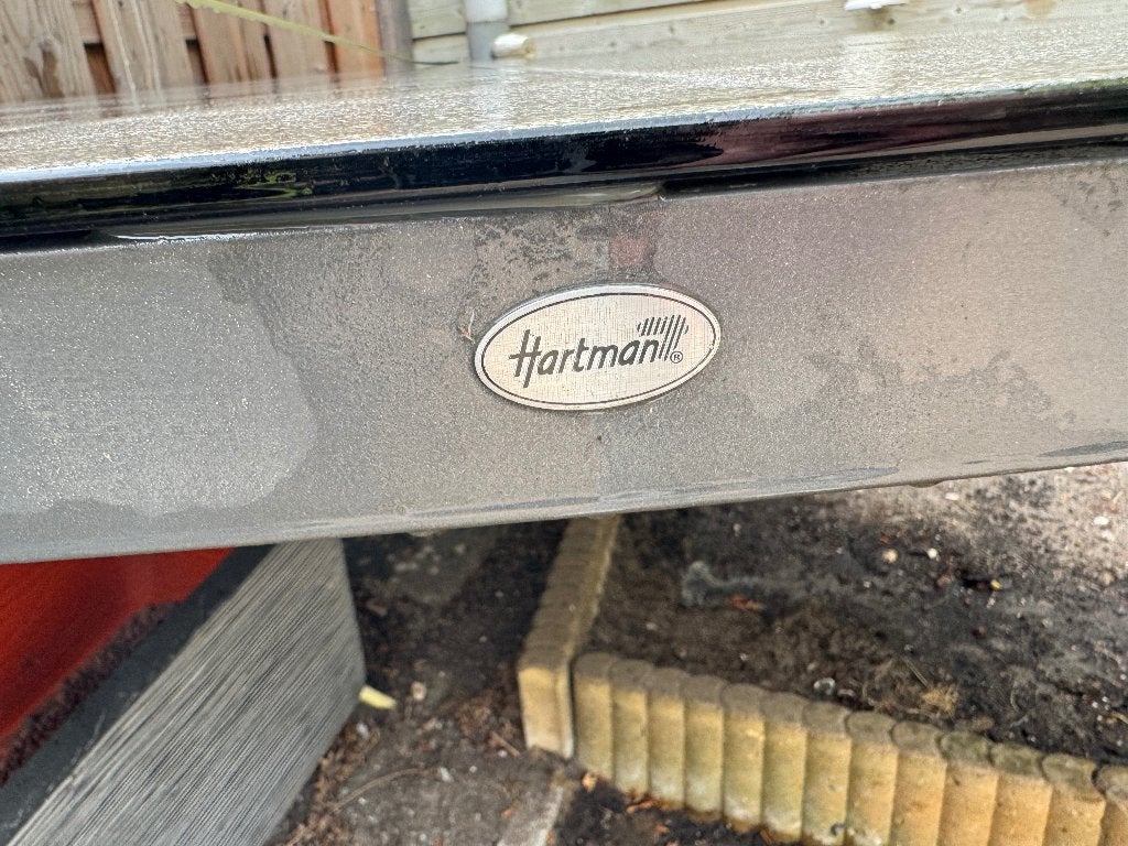 Hartman Gibraltar triangular tuintafel, Ophalen, Gebruikt, Rechthoekig, Aluminium