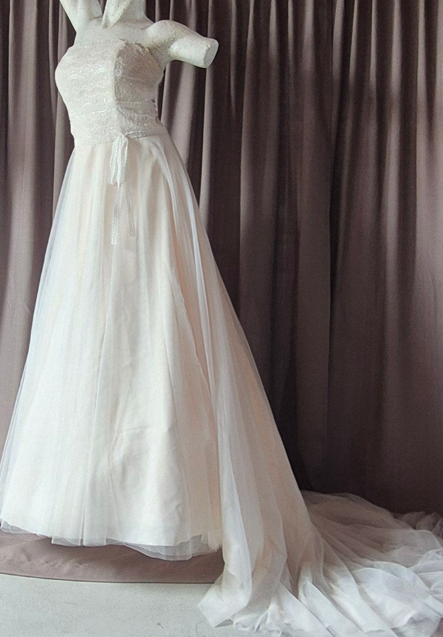 Prachtige Bridalstar Trouwjurk met Kant en Tule, Kleding | Dames, Trouwkleding en Trouwaccessoires, Zo goed als nieuw, Trouwjurk