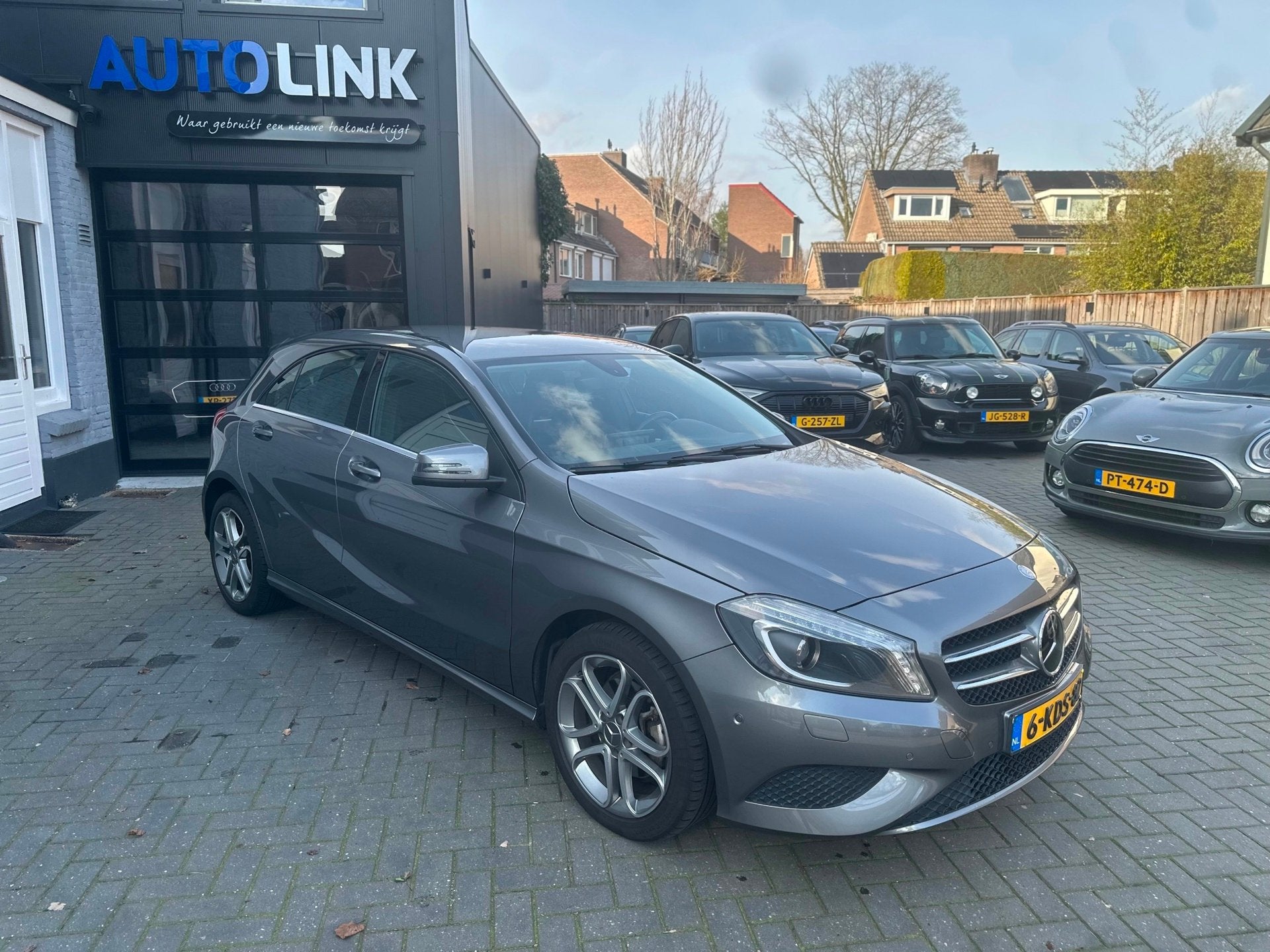 Mercedes-Benz A-klasse 180 | CAMERA | AUTOMAAT | ORIGINEEL N, Stof, 4 cilinders, 122 pk, 19 km/l
