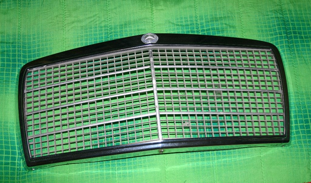 Grill/ Grille Mercedes, Ophalen, Gebruikt, Mercedes-Benz, Motorkap