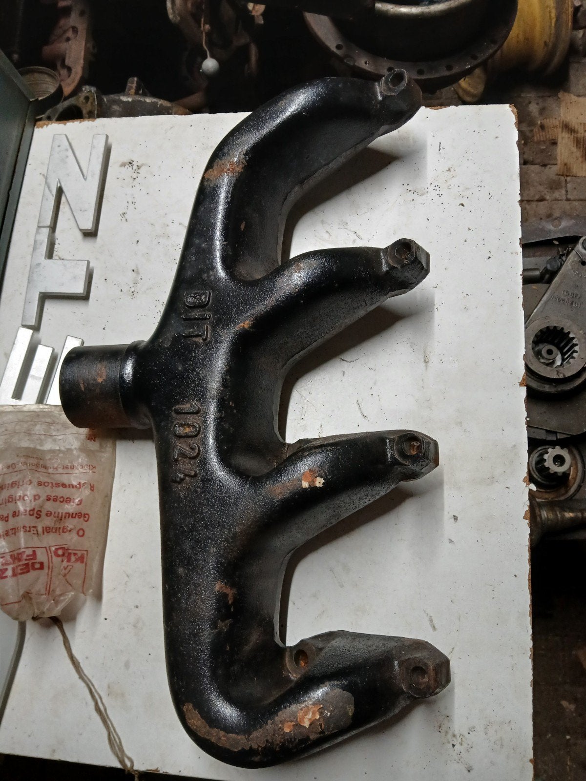 deutz 4 cil Uitlaatspruitstuk, Ophalen of Verzenden, Nieuw