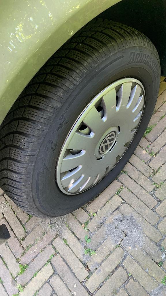 4 Bridgestone winterbanden op stalen velgen, Auto-onderdelen, Ophalen, 16 inch, Banden en Velgen, Winterbanden