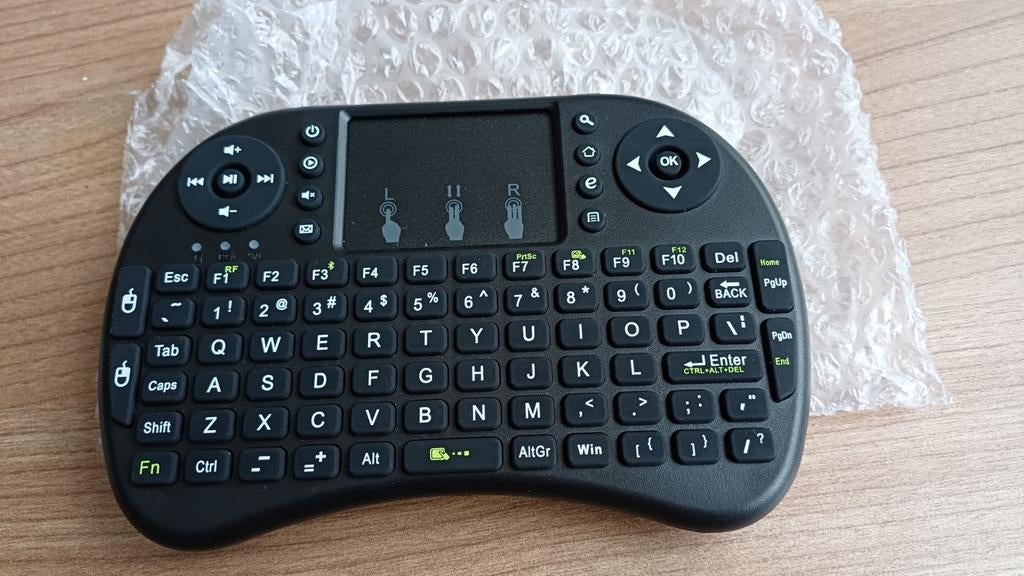 Nieuw mini draadloos toetsenbord met touchpad, Ophalen of Verzenden, Nieuw