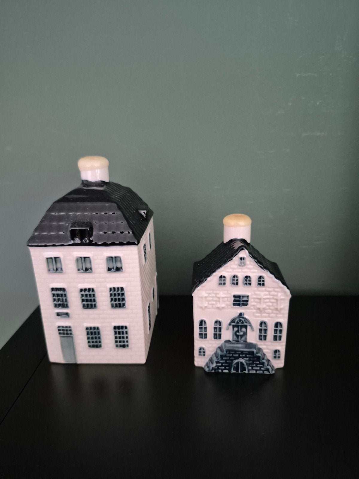 KLM huisjes Bols - Nrs. 4 en 55 (gevuld), Verzamelen, Ophalen, Zo goed als nieuw, 1 t/m 20, Gevuld
