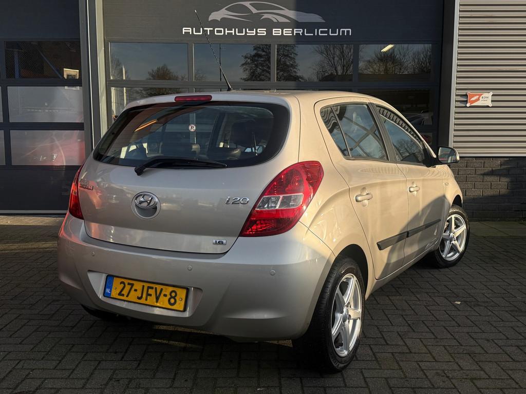Hyundai I20 1.6i i-Catcher Automaat Airco LMV Luxe uitvoerin, 450 kg, Gebruikt, 4 cilinders, Origineel Nederlands