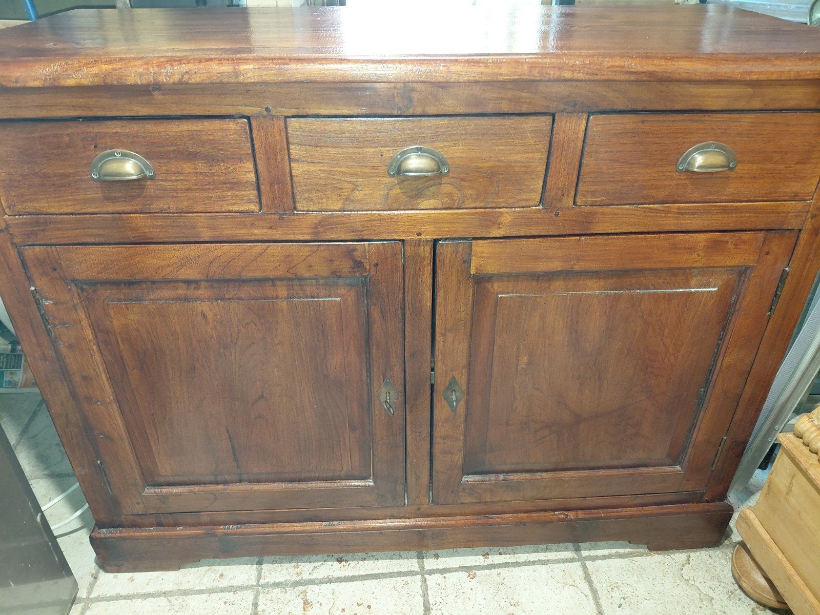 Prachtig massief houten dressoir - 120x50x90cm, Gebruikt, 100 tot 150 cm, Ophalen of Verzenden, Overige houtsoorten